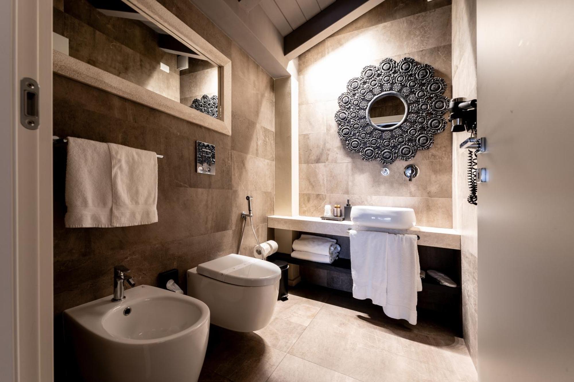 Neko Boutique Hotel Cagliari Ngoại thất bức ảnh