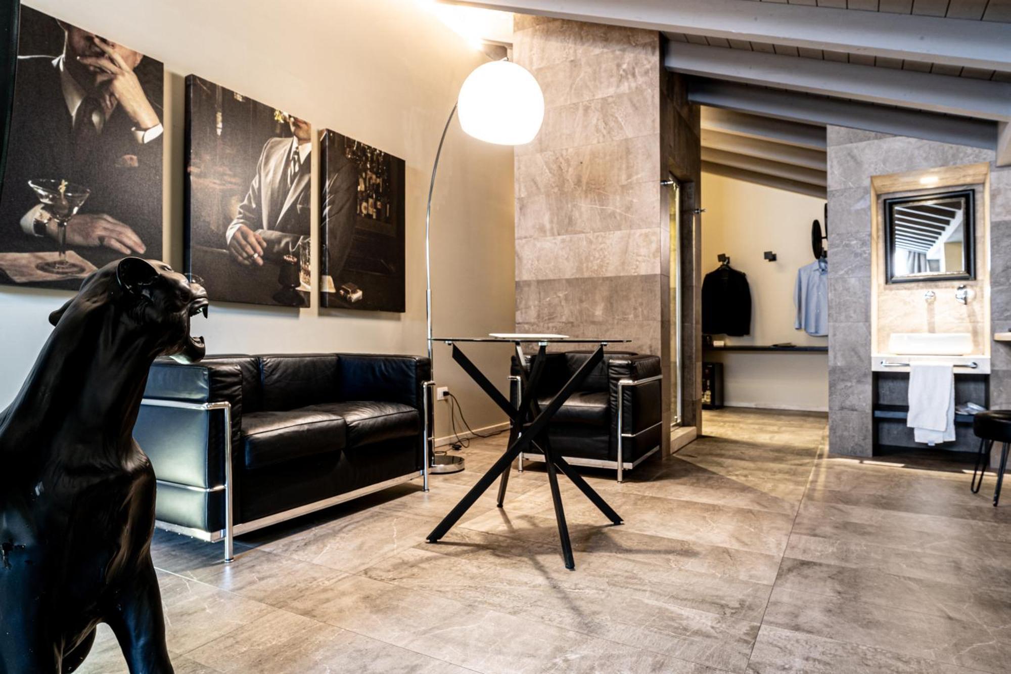 Neko Boutique Hotel Cagliari Phòng bức ảnh