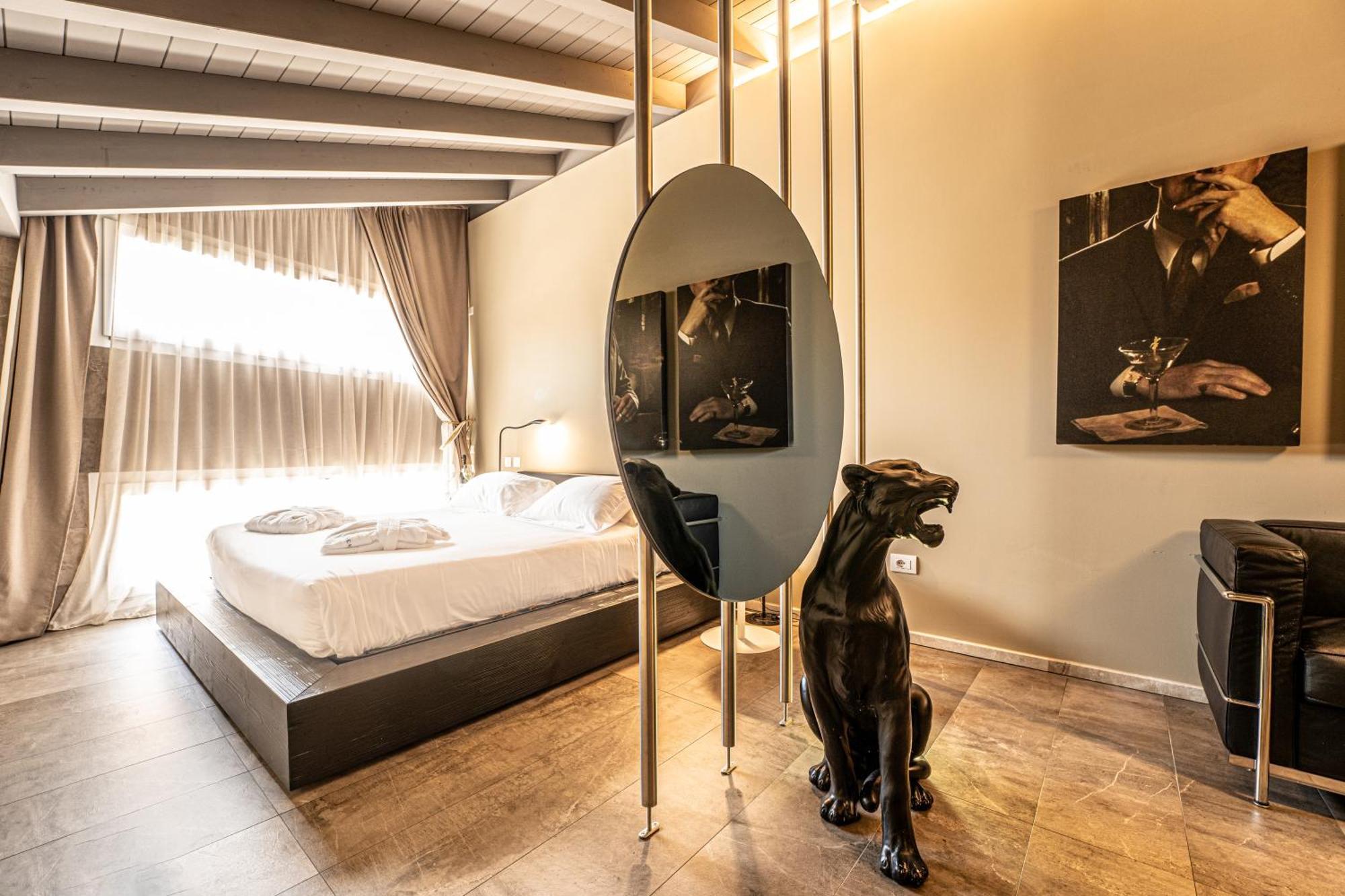Neko Boutique Hotel Cagliari Phòng bức ảnh